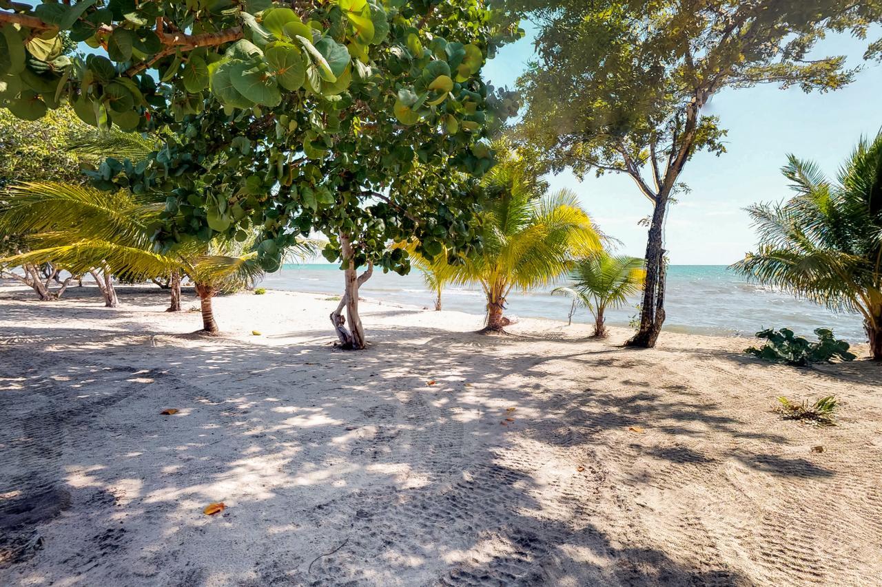 Swan Villas Maya Beach エクステリア 写真